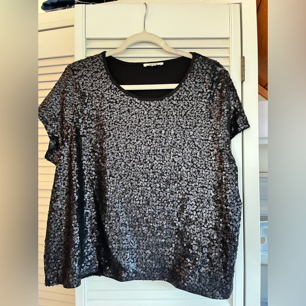Sequins black top